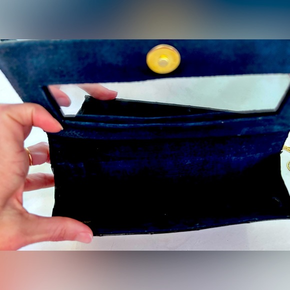 💥CLOSET KEPT!💥 Vintage Eel Skin Patent Baby Soft Leather Clutch Wallet Purse💥 - Picture 8 of 8